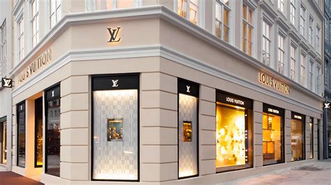 louis vuitton shop online greece|louis vuitton outlet online.